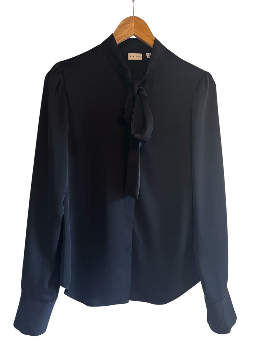 Babaton satin long sleeve button down neck tie blouse size S excellent condition